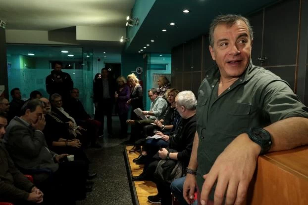 Τι σημαίνει η διάλυση της κοινοβουλευτικής ομάδας του Ποταμιού – Ποια προνόμια χάνονται